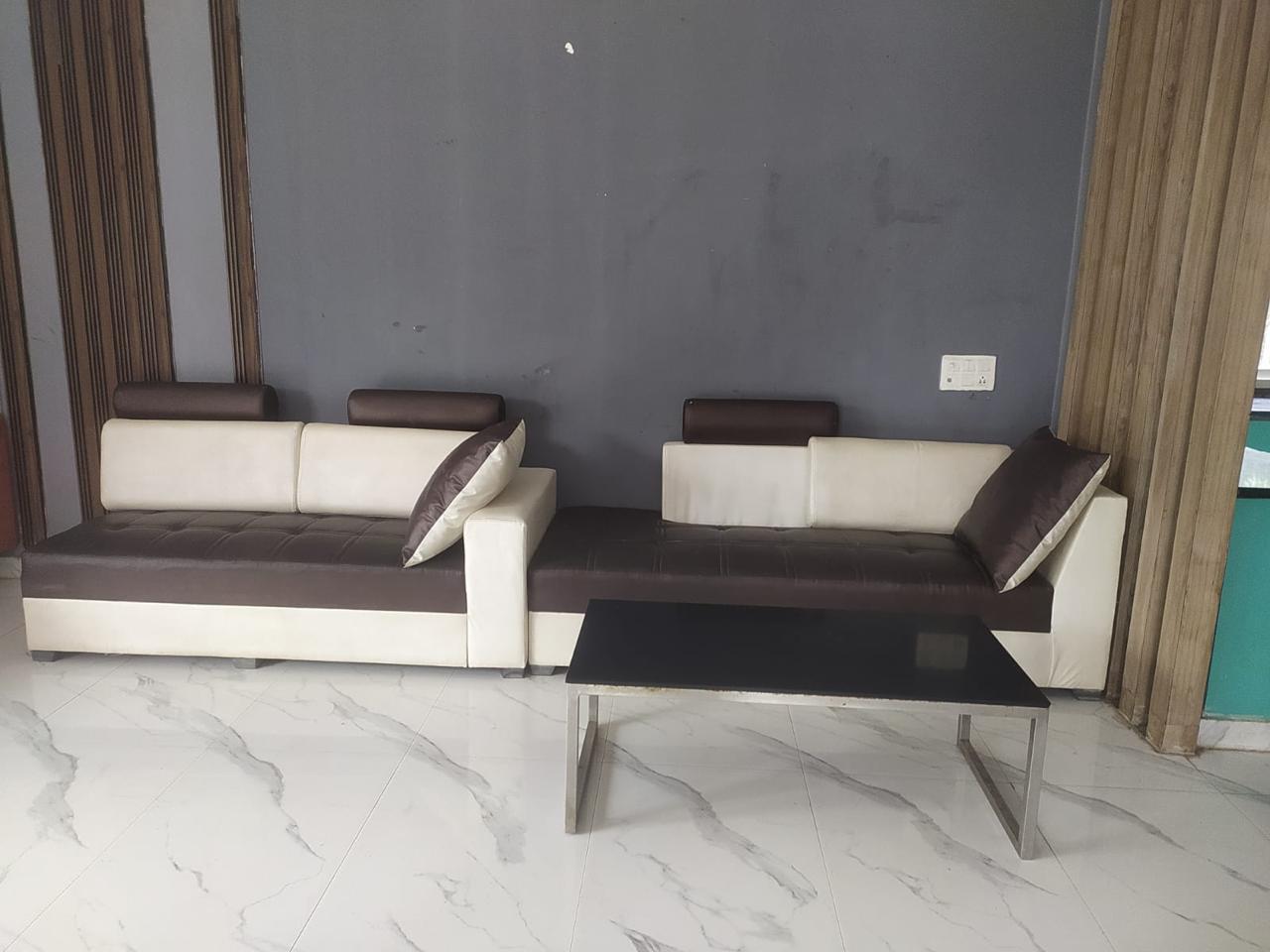 Manasvi Farms — luxury farmhouse