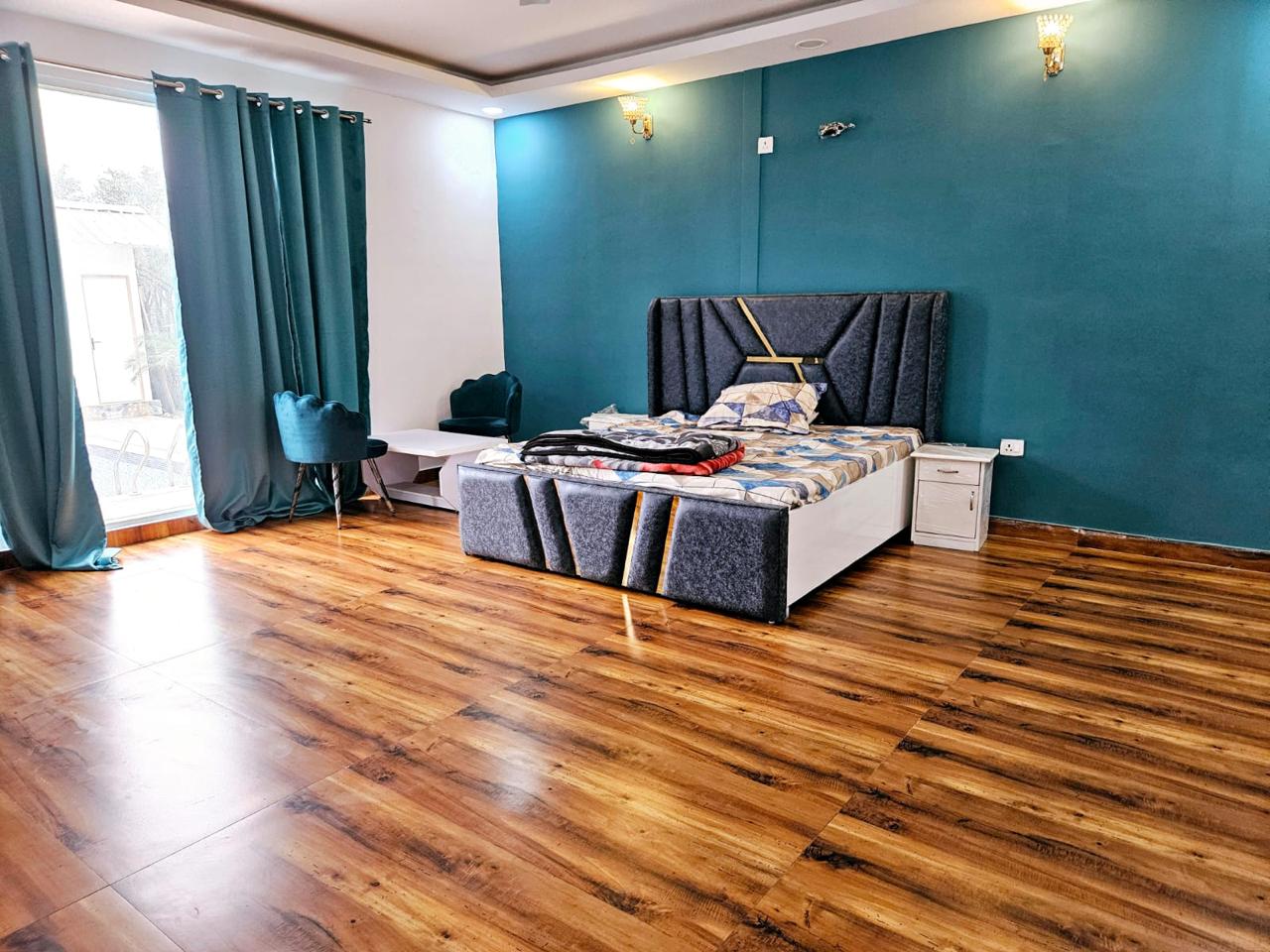 Manasvi Farms — luxury farmhouse